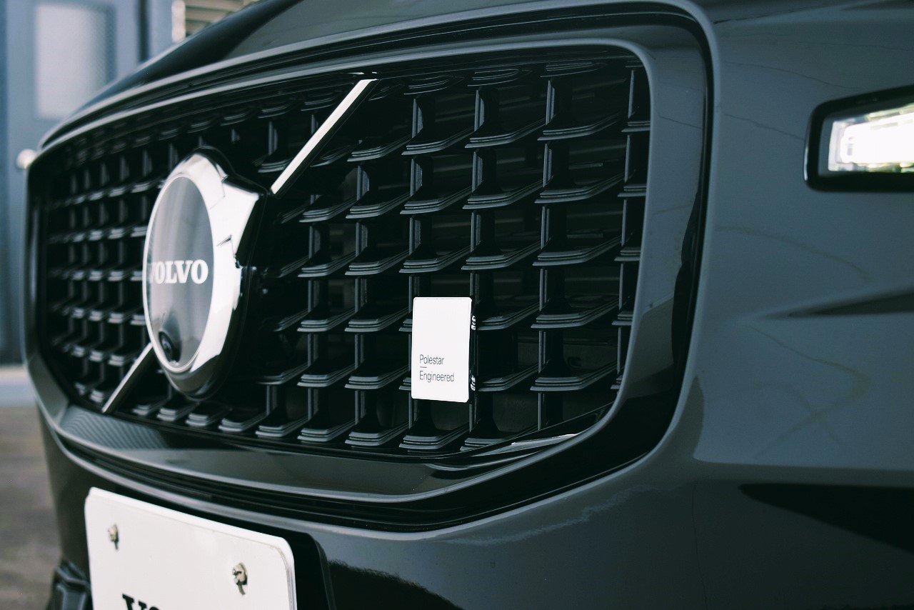ボルボ認定中古車 最新入荷情報 】V60 Recharge Polestar Engineered 